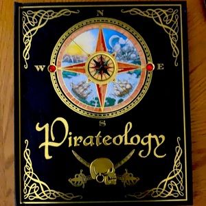 Book : Pirateology